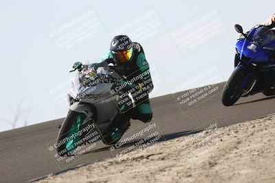 media/Nov-02-2025-Lets Ride (Sun) [[f7a3caa734]]/B Group/1120am (Turn 2 Inside)/